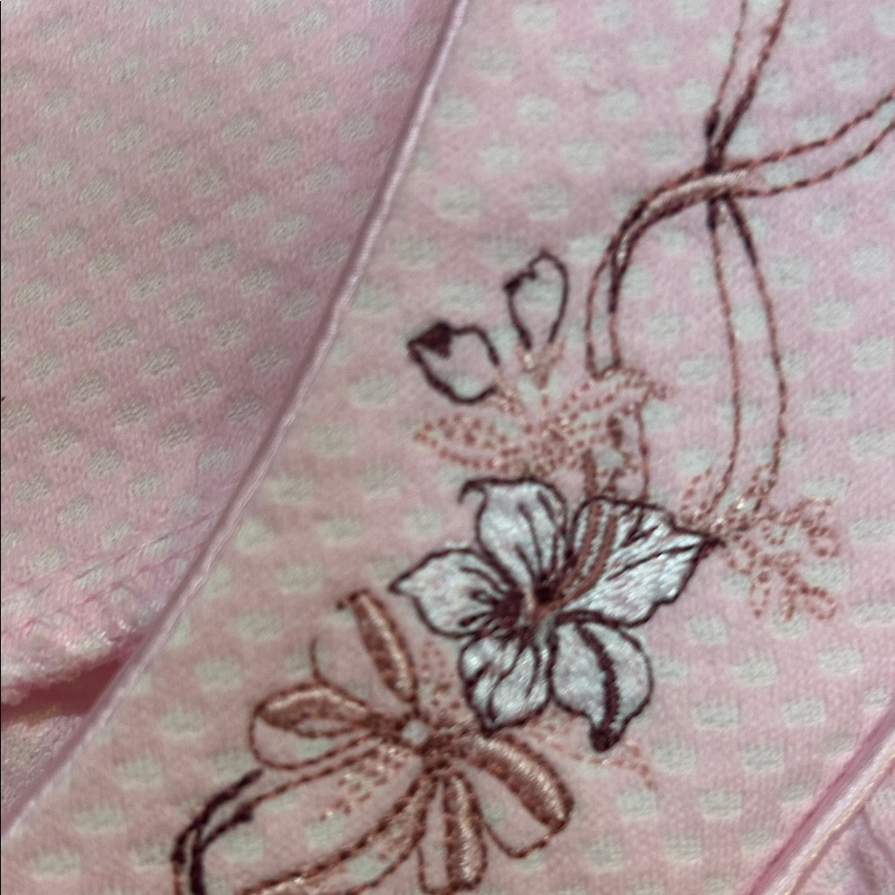 NWT White Stag Pink Textured & Embroidered Lightweight Robe - Picture 6 of 11